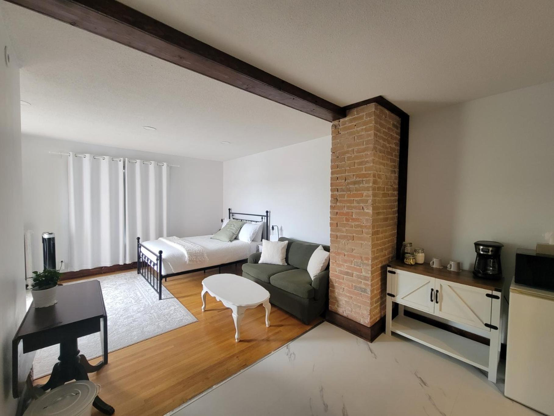 Stone House Kenora Apartment Exterior foto