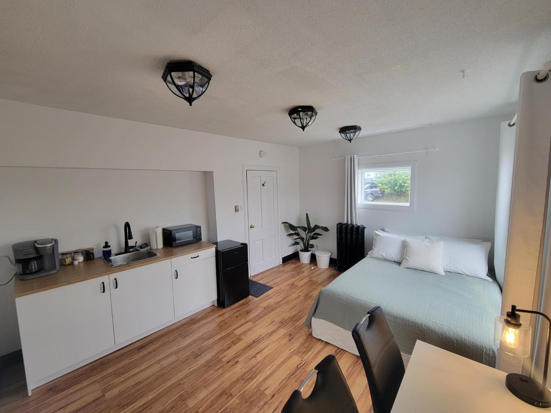Stone House Kenora Apartment Exterior foto