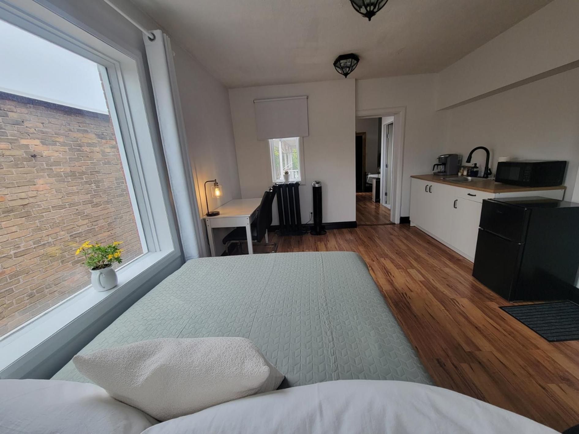 Stone House Kenora Apartment Exterior foto
